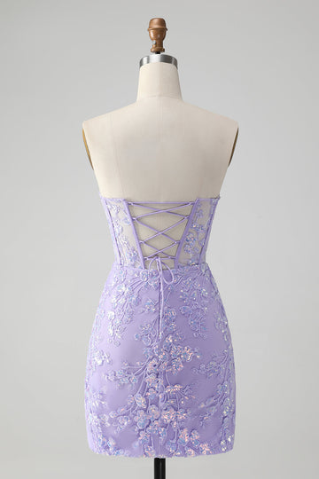 Vestido de cóctel con lentejuelas y espalda con cordones y corsé lila
